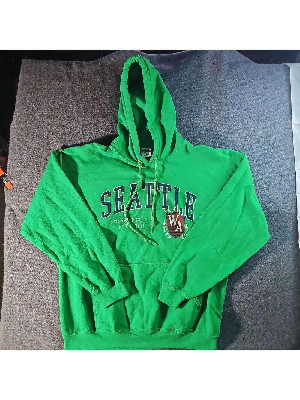 Gildan Seattle L Green Hoodie